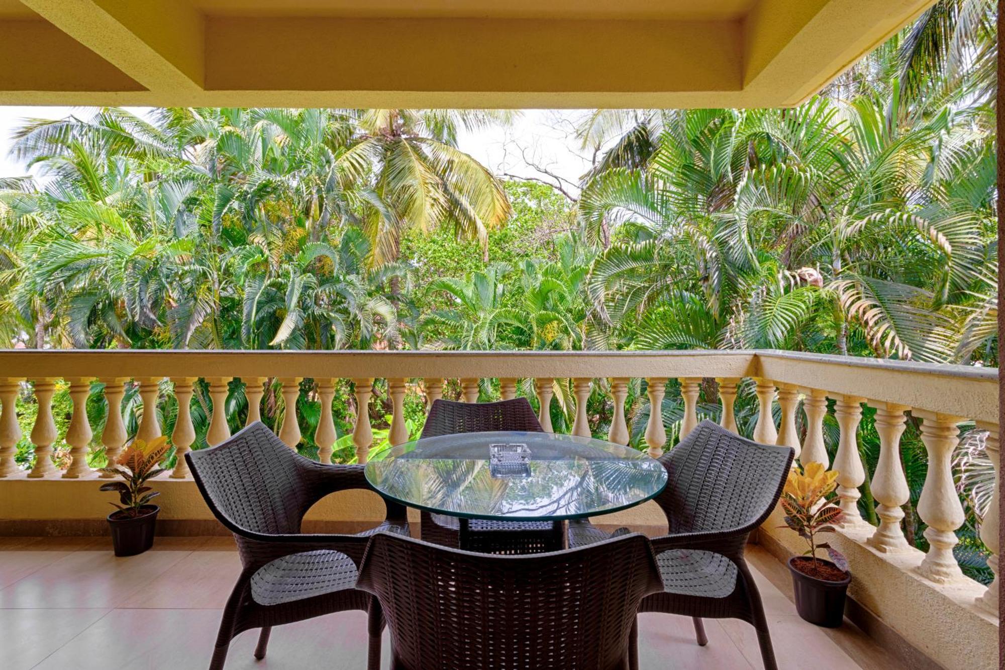 De Mandarin Beach Resort Suites & Villas, Candolim Exterior foto